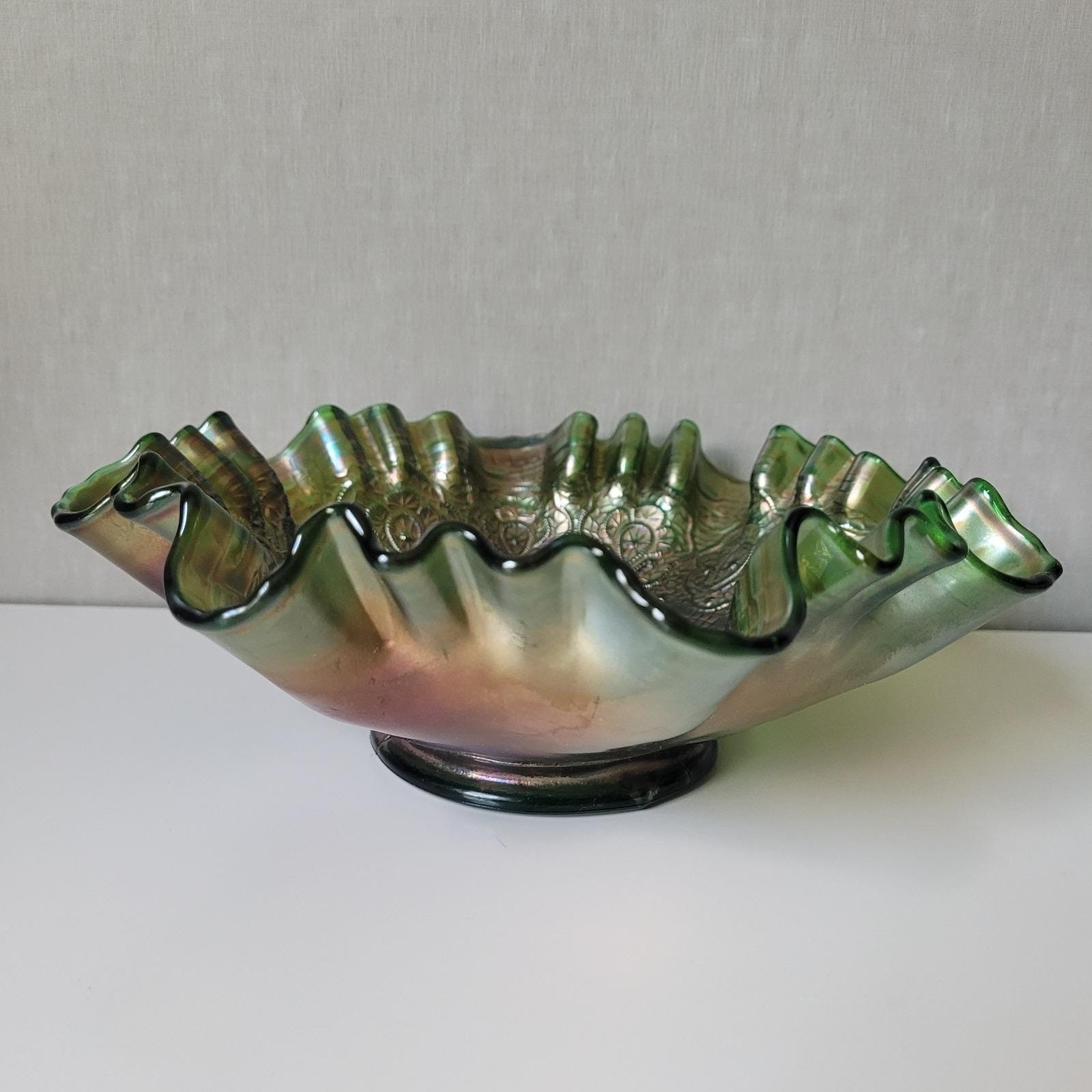 Fenton Green Carnival Glass Persian Medallion Ruffled Bowl 8.25