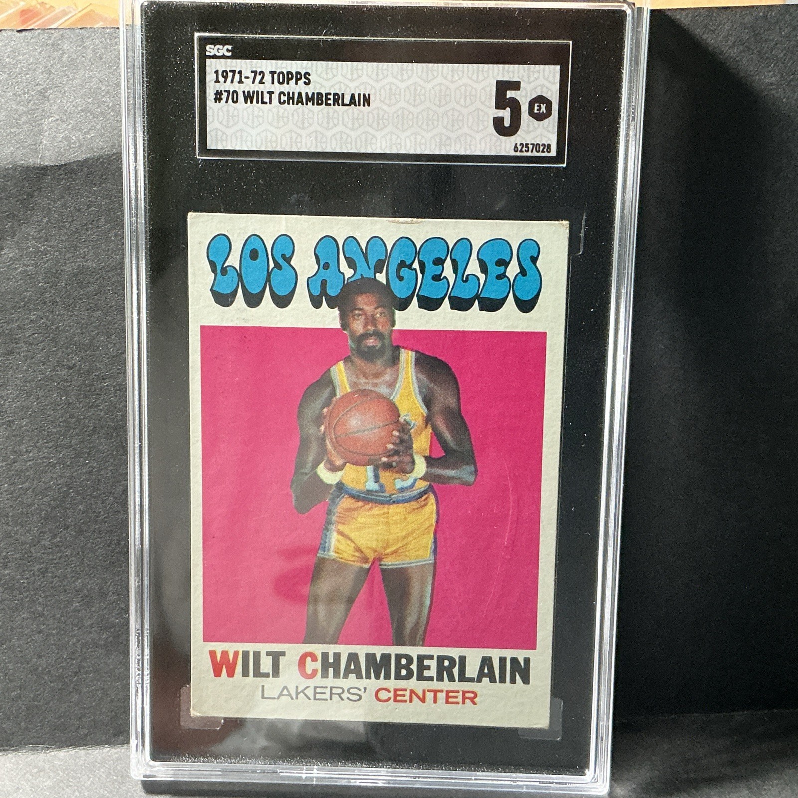 1971-72 TOPPS #70 WILT CHAMBERLIN LOS ANGLES LAKERS SGC 5 ‘WILT THE STILT’