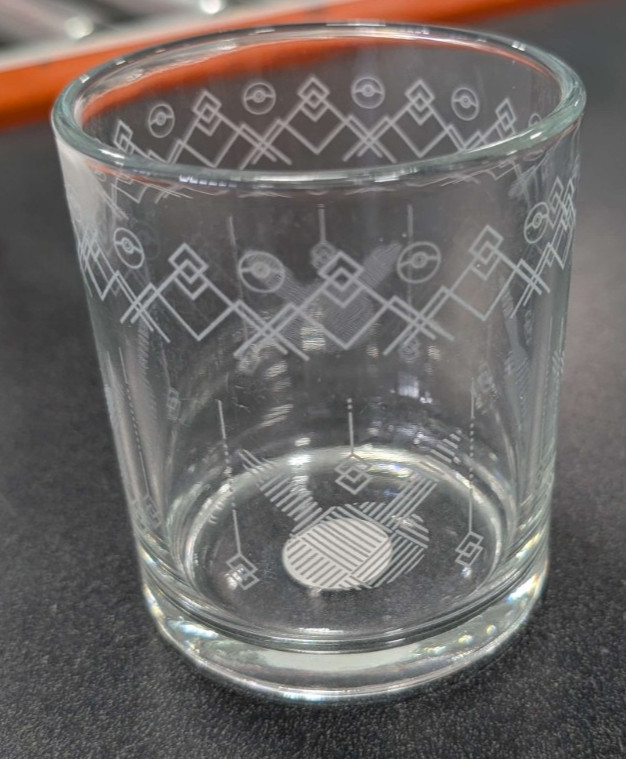 Pokémon Center: Pikachu Pokémon Winter Wonders Glass Tumblers (4-Pack),12 oz-NEW