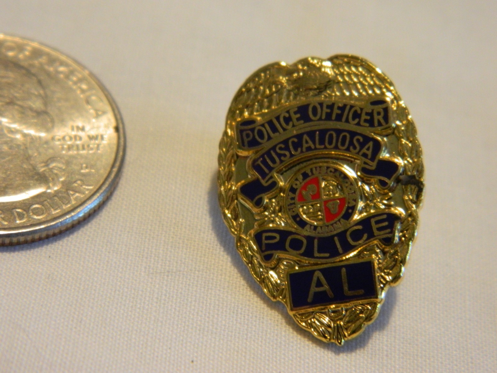 VINTAGE POLICE OFFICER TUSCALOOSA POLICE AL HAT/ LABEL PIN BACK