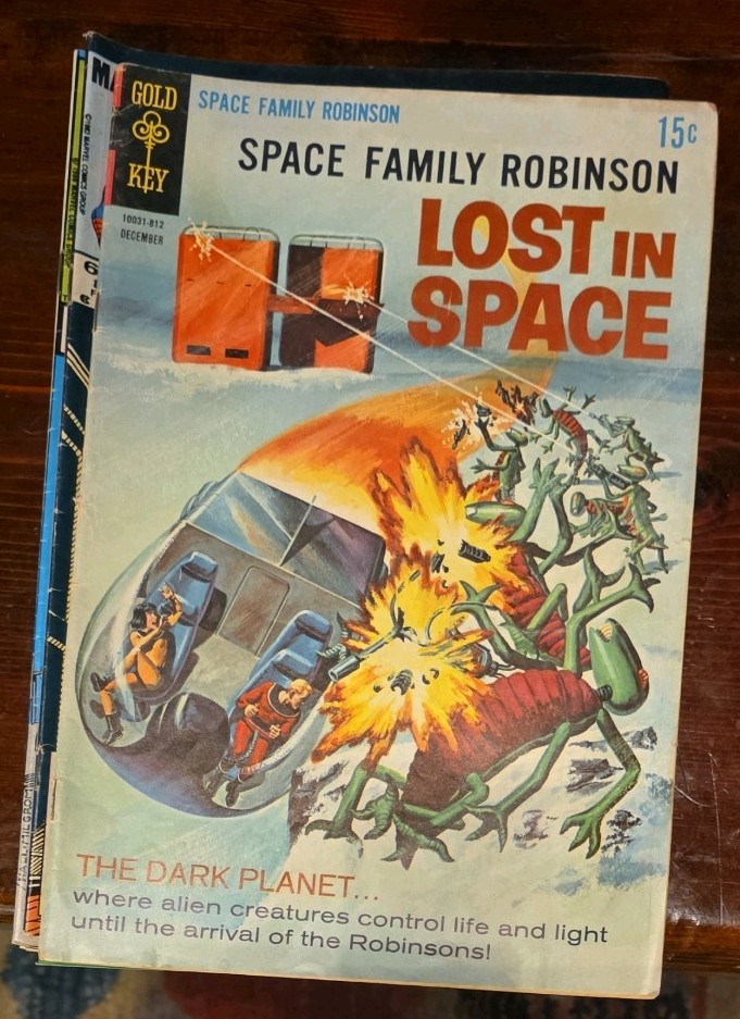 Gold Key Space Family Robinson Lost in Space The Dark Planet Silver Age Color