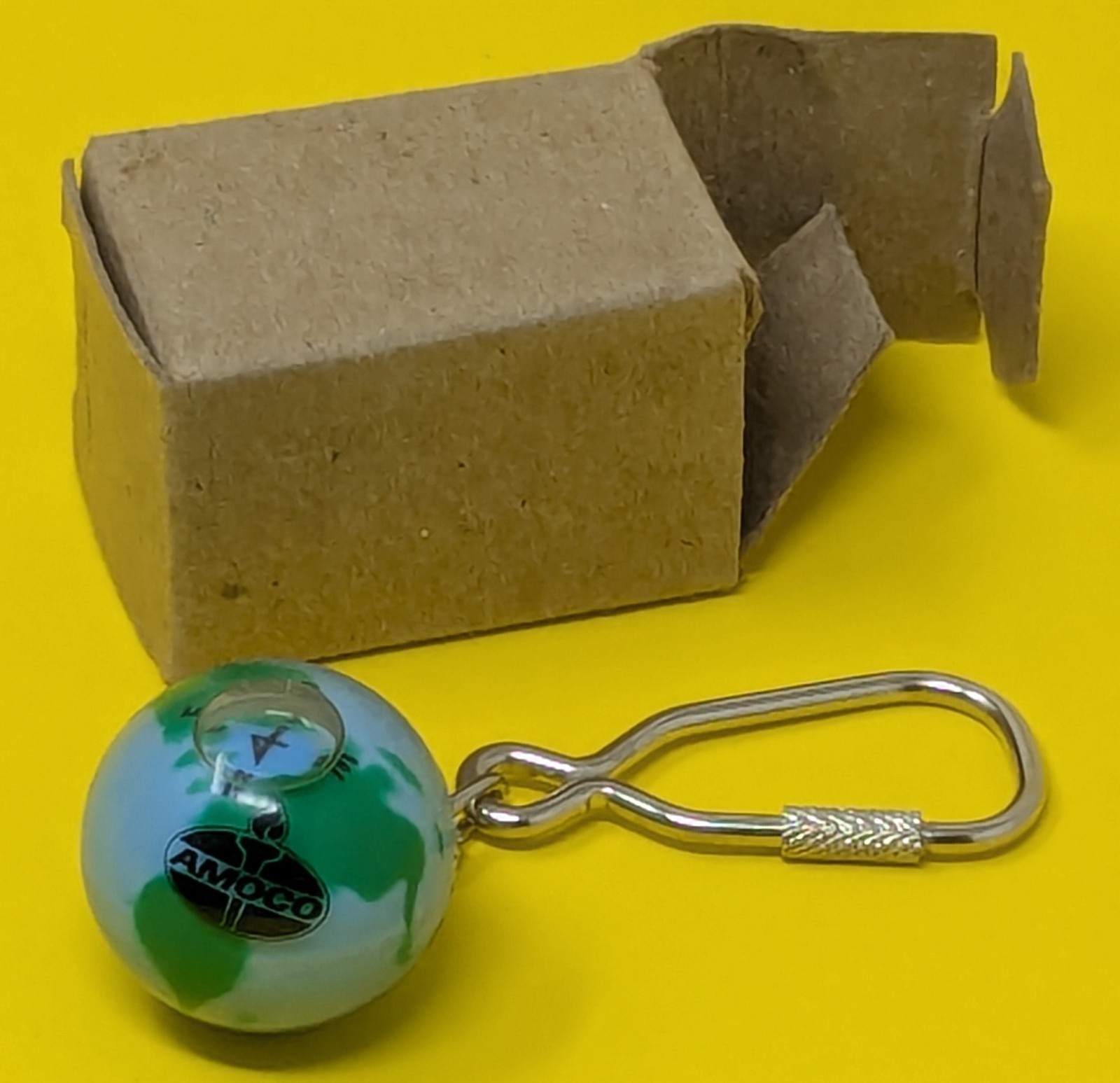 Amoco Vintage Globe Liquid Compass Keychain Taiwan R.O.C. 1970s In Box Scarce