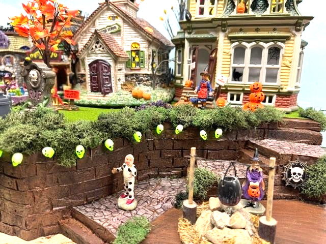 LIGHTED Halloween Village Display Base 32x17 for Dept 56 Lemax Witches Brew Pond