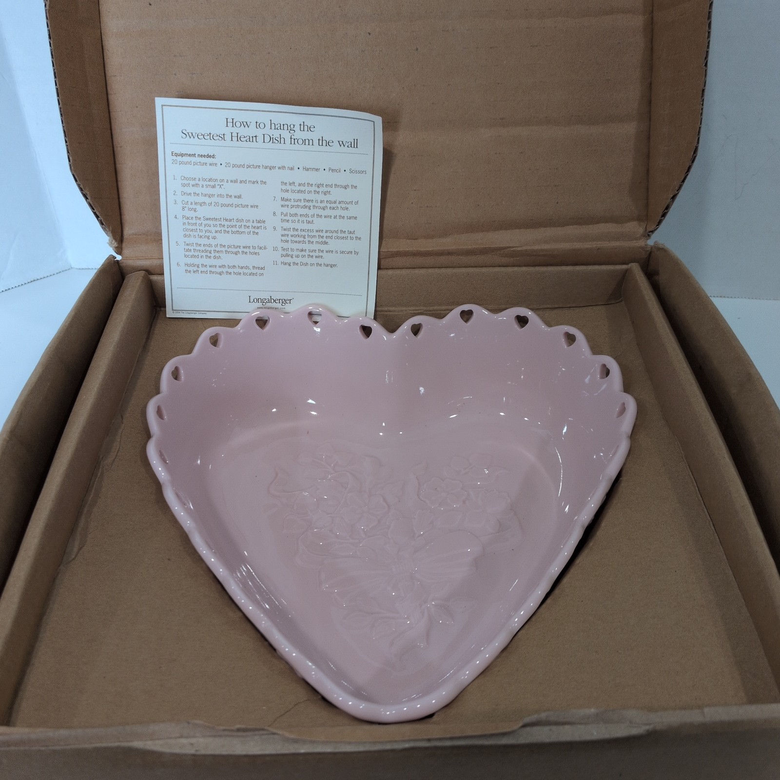 Longaberger Sweetest Heart Dish Light Pink  Item No. 31165, NIB