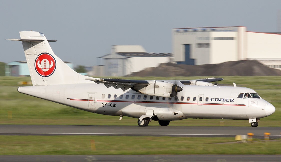 ATR 42-500 ATR-42 Cimber Sterling Desktop Wood Airplane New Model Small 1/72