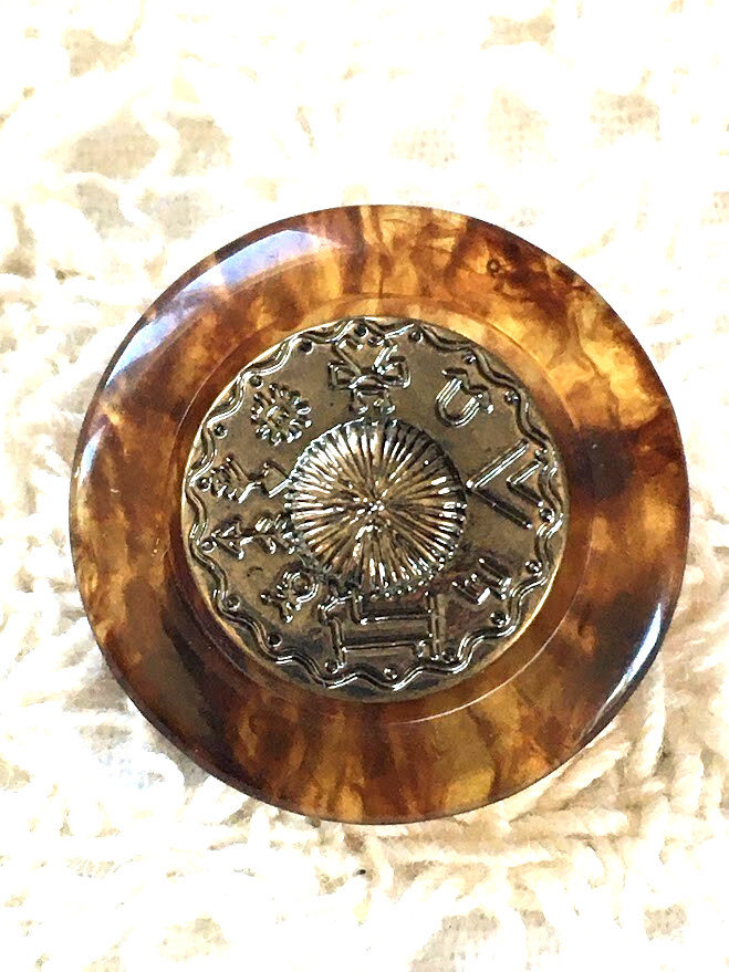 Faux Tortoise Snap-together. Native American / Indigenous Symbols Border. 7/8