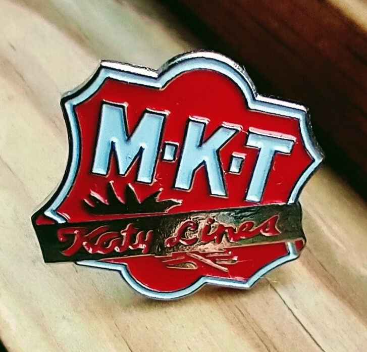 MKT Katy Railroad Hat Pin Tie Tack Lapel Missouri Kansas Texas Red Shield Train