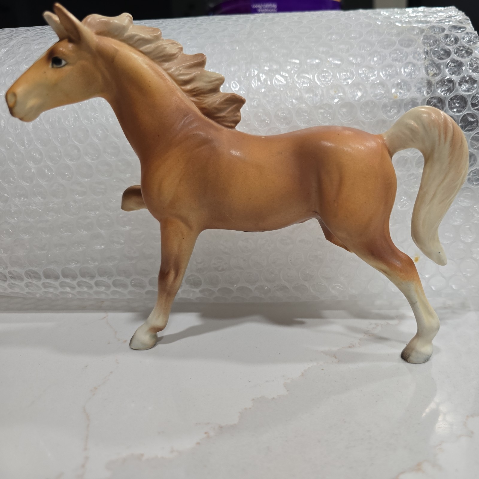 COLLECTIBLE UCAGCO CERAMIC JAPAN TAN PALOMINO HORSE (see description)