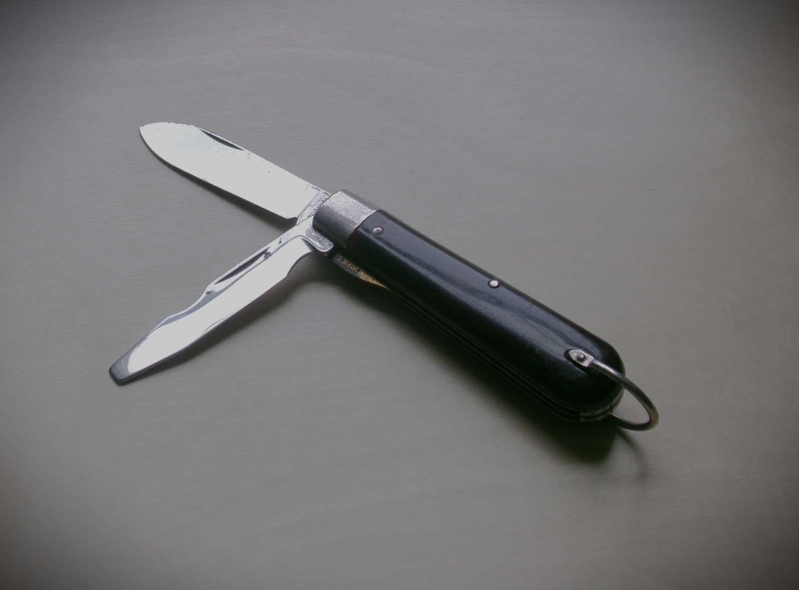 Vintage Colonial USA Electricians Utility Folding Knife Carbon Steel Exc. Cond.