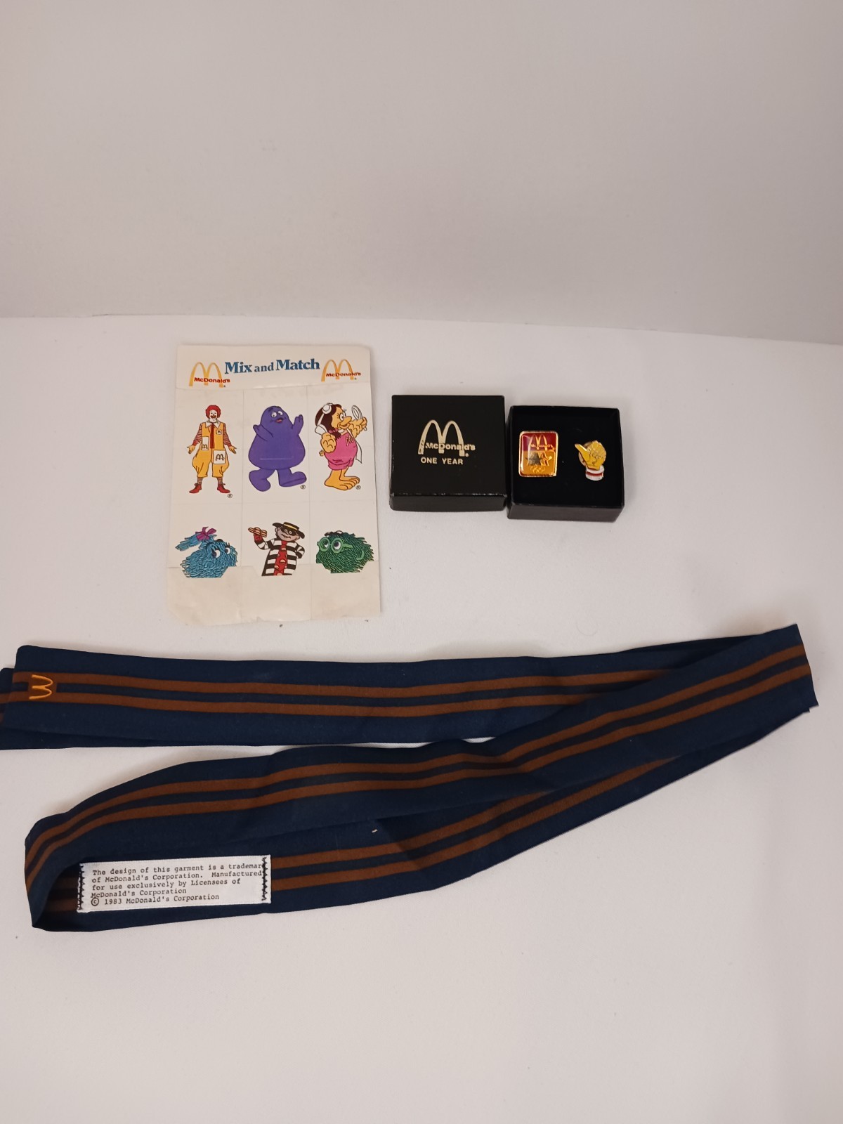 Vintage Rare Box McDonalds 1 Year Thumbs Up Fastfood Employee Badge Pin Tie Lot