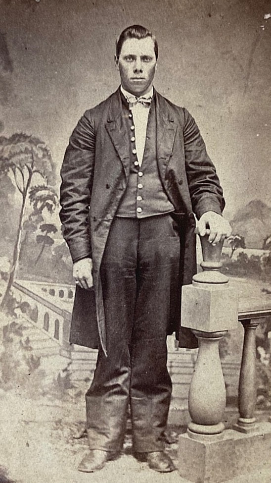 CIVIL WAR UNION CDV DOUBLE BREASTED FROCK COAT 9-BUTTON NOTCHED SHELL STAMP