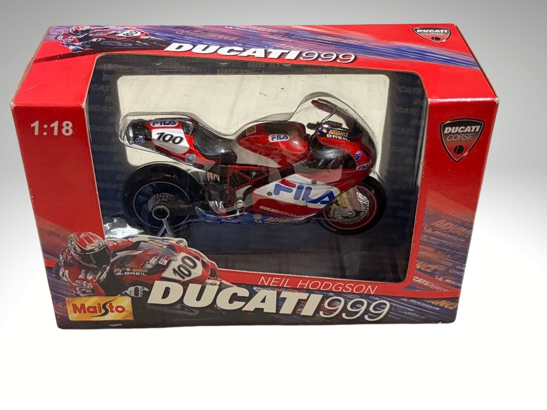 Maisto Ducati 999 Neil Hodgson FILA 1:18 Diecast Motorcycle #100