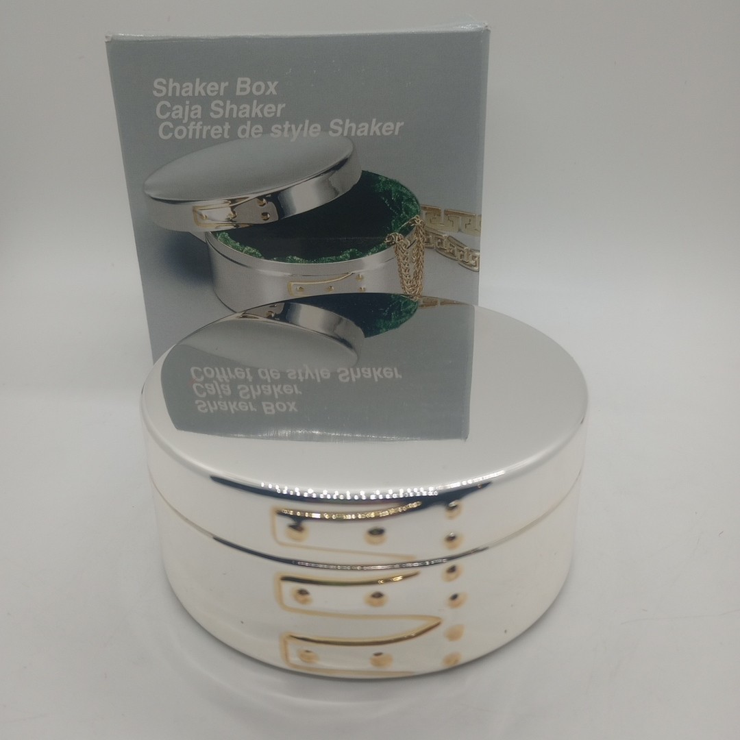 Silver plate jewelry box Shaker Box 4 In Wm.A Rogers Oneida Silver Plate 1998