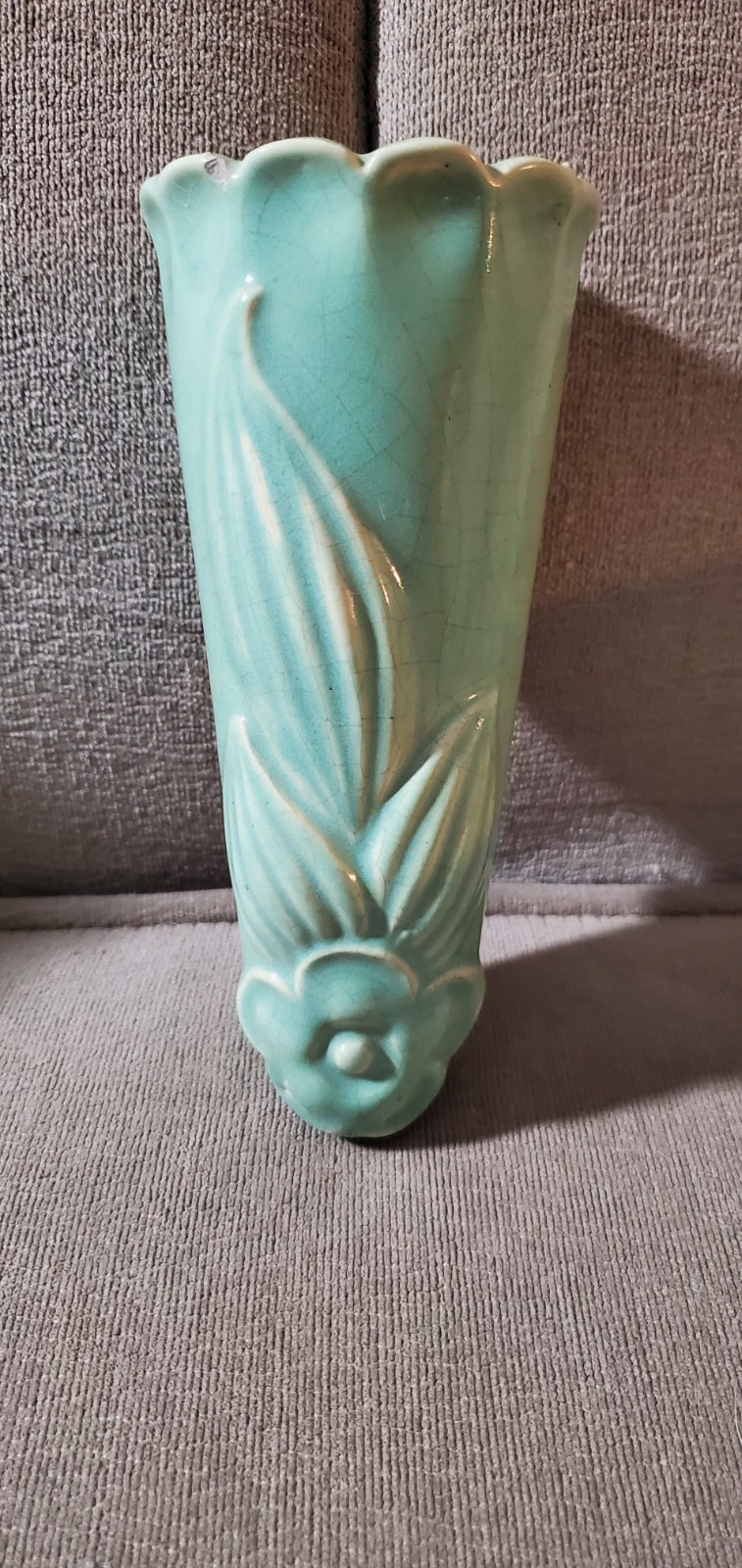 Vintage McCoy Pottery Ceramic Wall Pocket Vase Green 7\