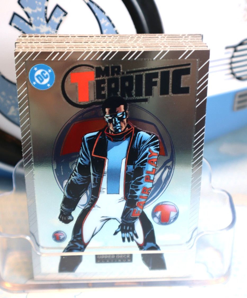 10-20% off 3+   2026 UD Platinum : DC * ALL COVER VARIANT *  Choose Your Card