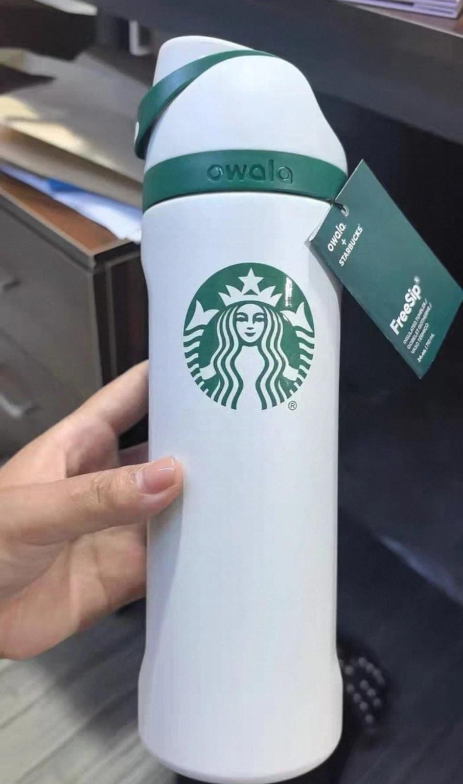Starbucks x Owala 2026 White Collection Limited Edition FreeSip Tumbler, 24 oz Starbucks x Owala 2026 White Collection Limited Edition FreeSip Tumbler, 24 oz