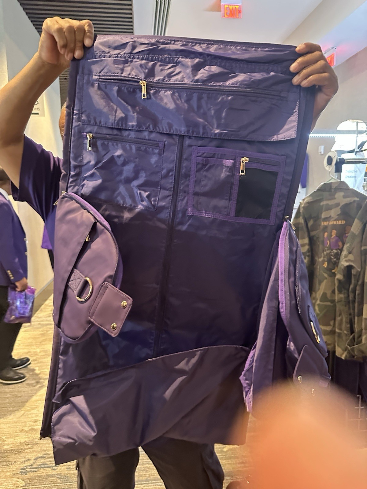 OMEGA PSI Phi Fraternity Travel Garment/ Duffle *New* OMEGA PSI Phi Fraternity Travel Garment/ Duffle *New*