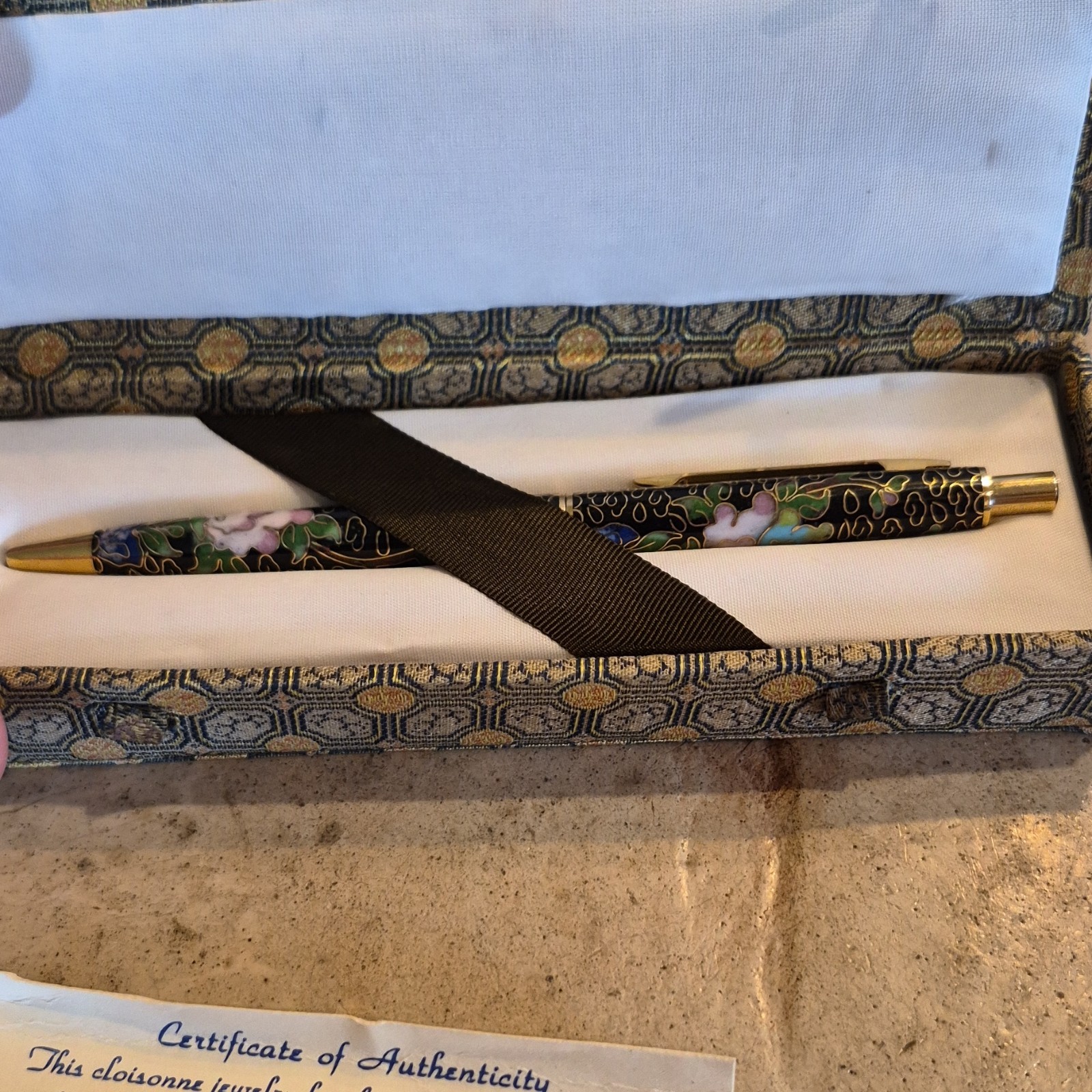 Vintage Peking Jewelry Cloisonne Floral Ballpoint Pen Blue Ink Gold Trim w/ Box