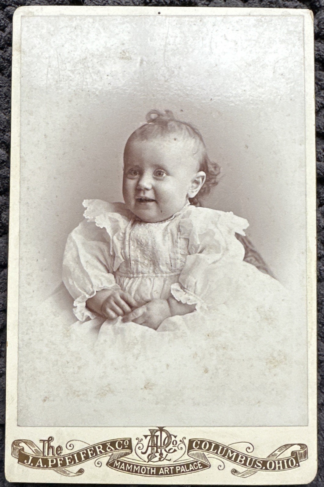 Antique 1890s Baby Cabinet Card Photo J.A. Pfeifer Columbus Ohio Victorian Antique 1890s Baby Cabinet Card Photo J.A. Pfeifer Columbus Ohio Victorian
