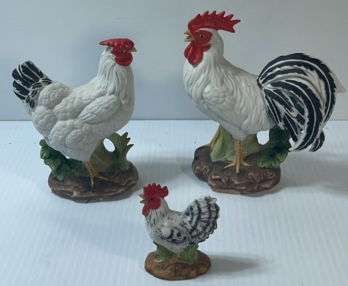 Vtg Lefton Rooster Hen Chick Complete Set 3  Figurines Country Decor