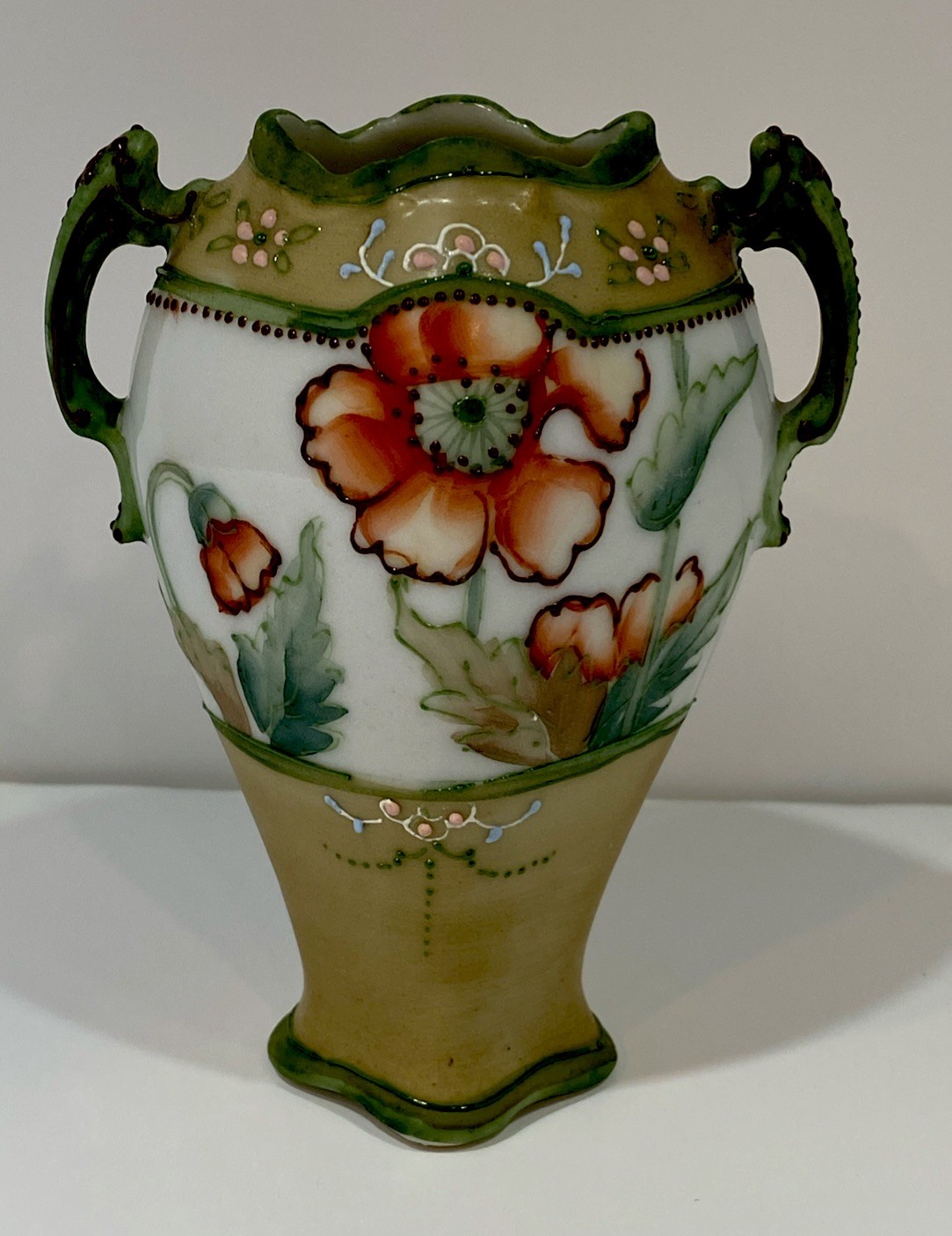 VTG Handpainted Porcelain Small Vase 1920’s Nippon 4.5x3.25” Poppies Japan