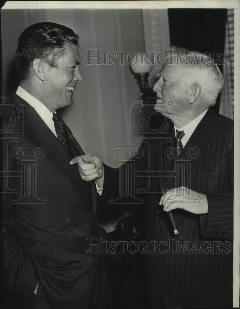 1938 Press Photo Boxer Gene Tunney chats with Vice President John Garner