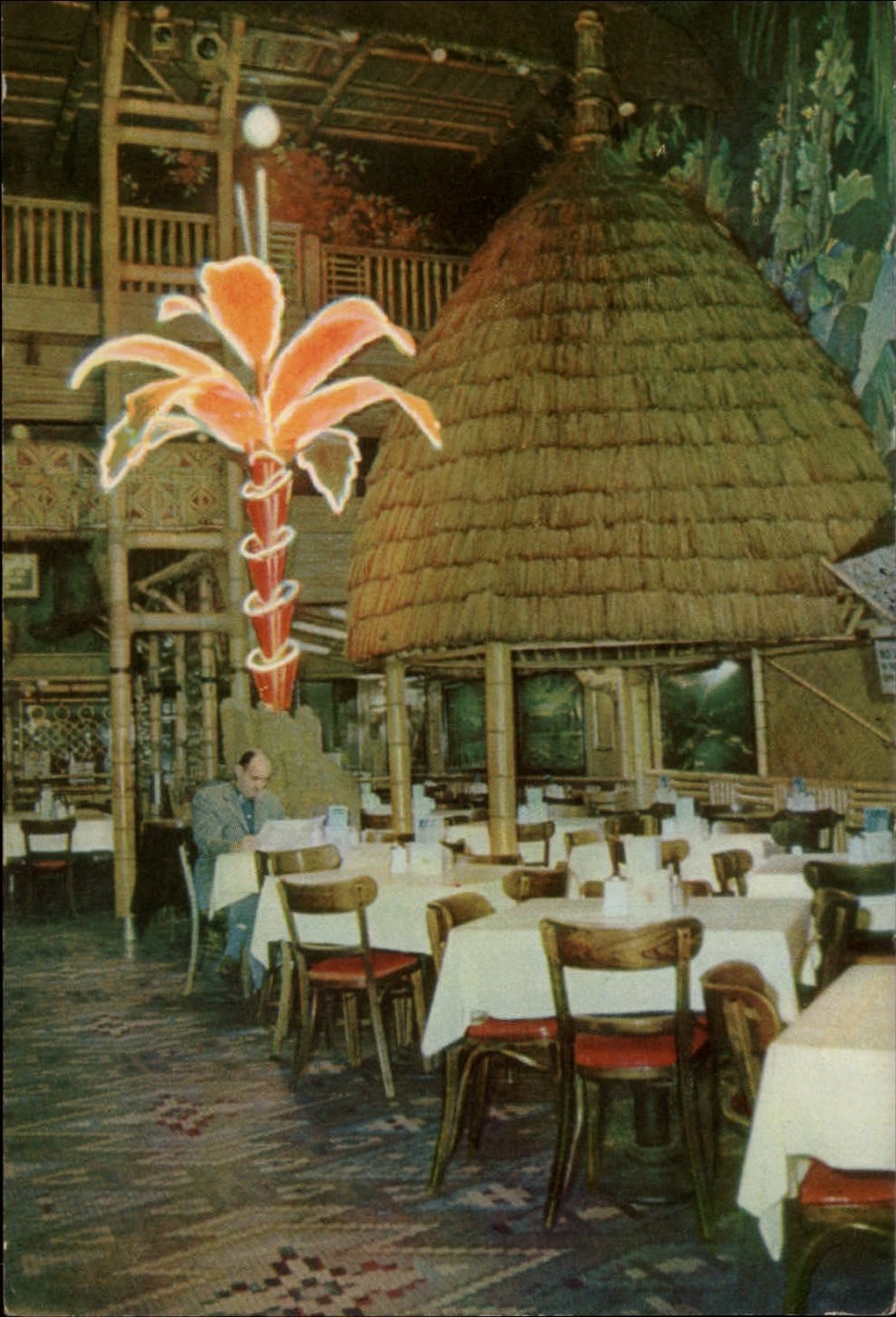 Los Angeles California Clifton\'s Pacific Seas Polynesian Grass Hut 1959 postcard