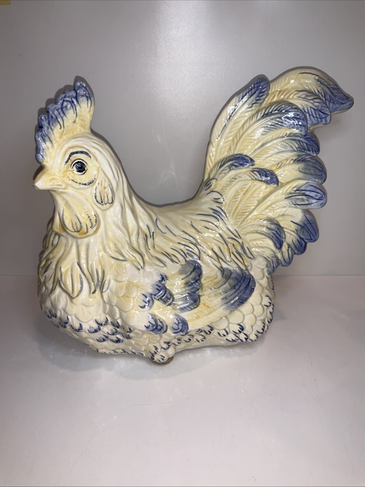 Amazing Vintage Large Resin Broody Hen/Chicken 14”x 11”x8”