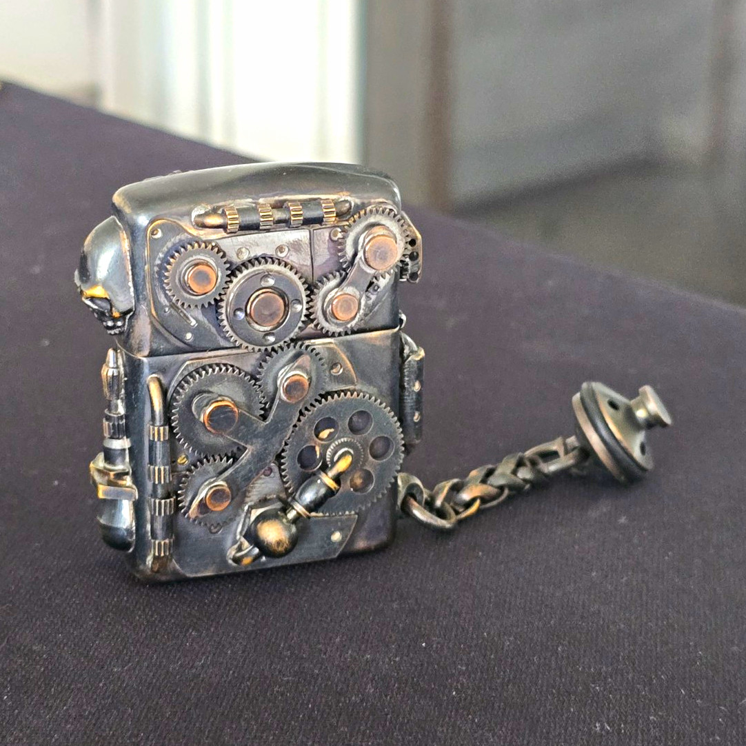Rare Zippo Heavy Lighter Steampunk Gear Design w/ Chain & Display Case