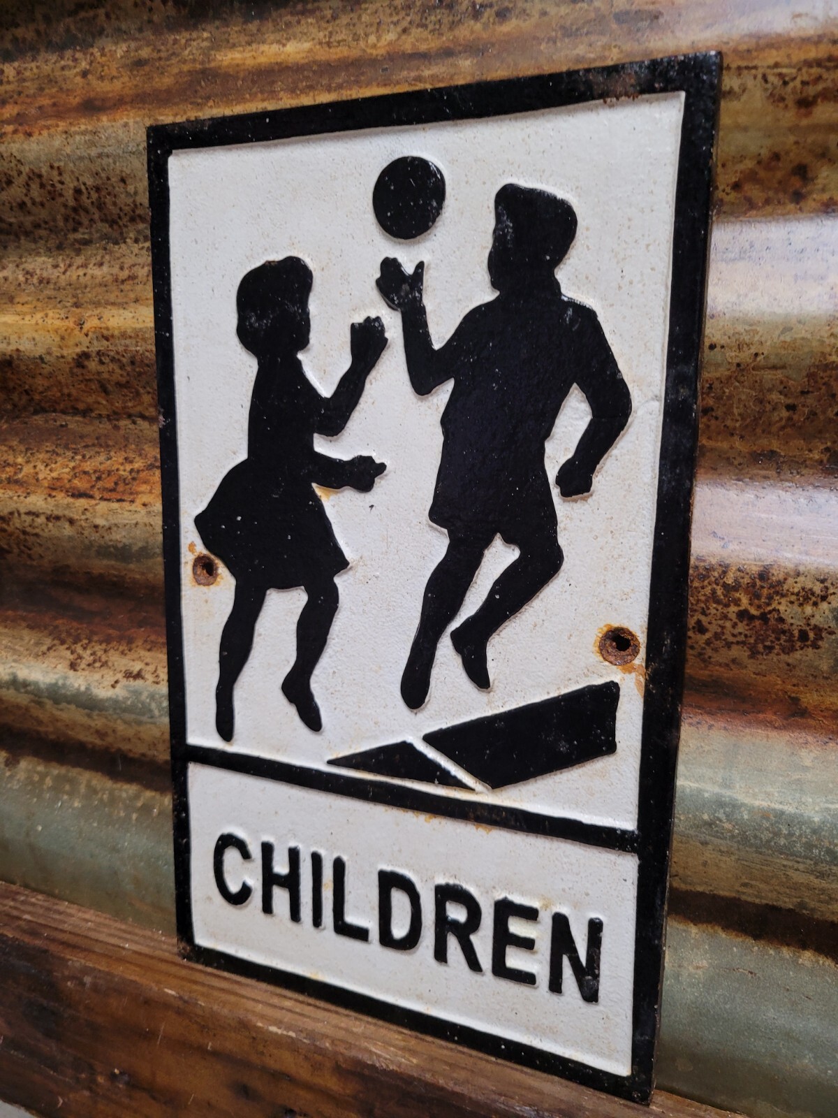 VINTAGE CHILDREN PLAYING SIGN OLD CAST IRON SCHOOL KIDS PLAYGROUND YARD PARK 12\