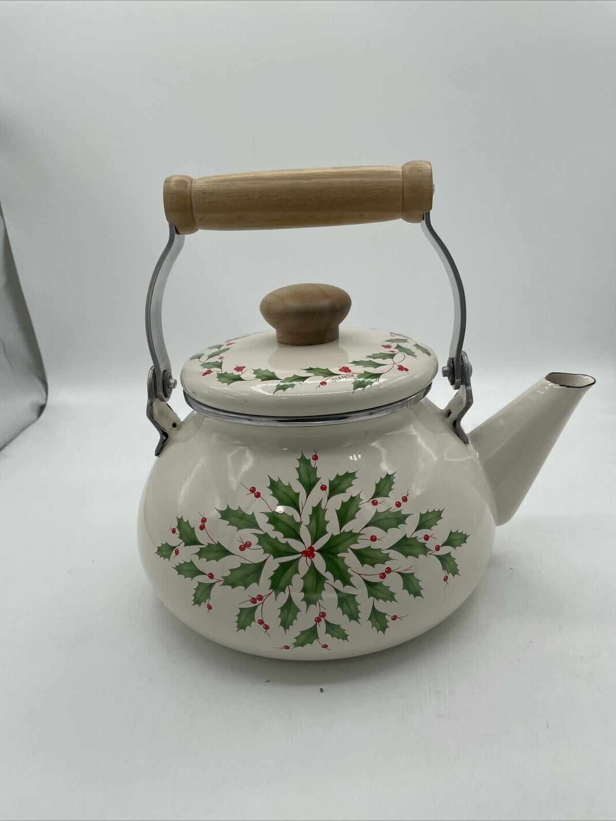 LENOX Holiday 2qt Enameled Tea Kettle With Wooden Handles LENOX Holiday 2qt Enameled Tea Kettle With Wooden Handles