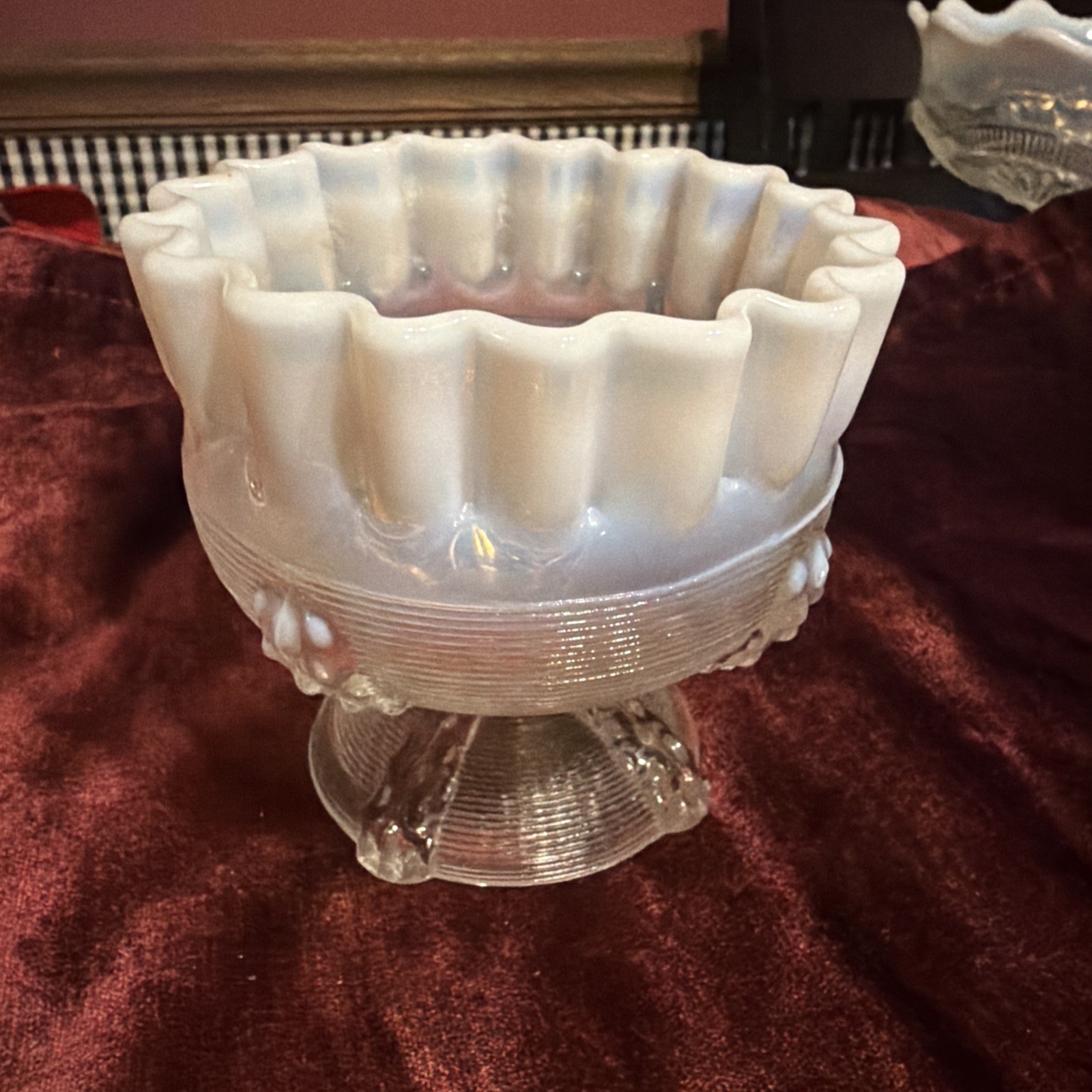 Vintage Northwood Glass Opalescent UV Reactive Ribbon Candy Rose Bowl Vase
