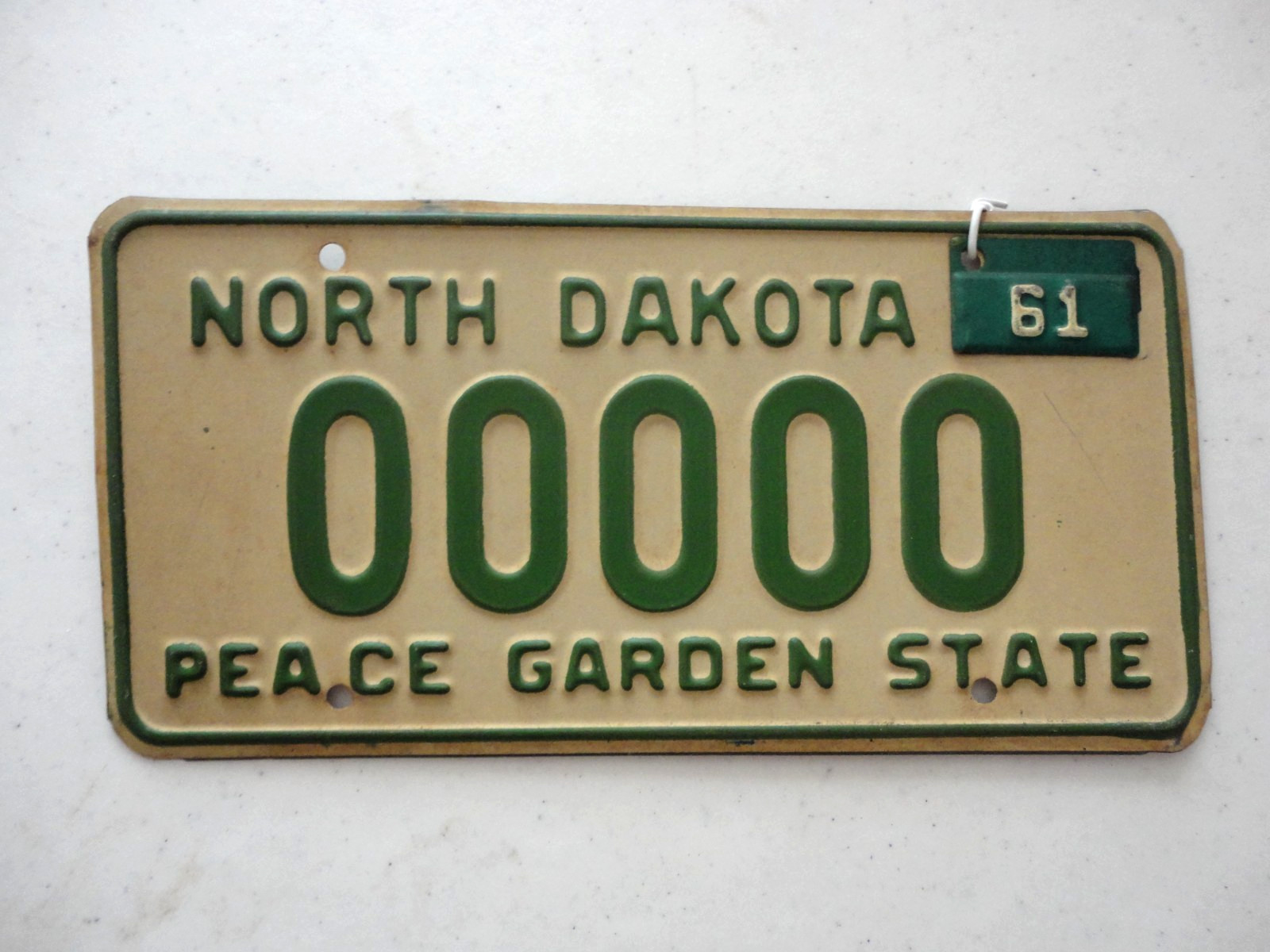 1958 North Dakota SAMPLE License Plate with 61 date tab 1958 North Dakota SAMPLE License Plate with 61 date tab