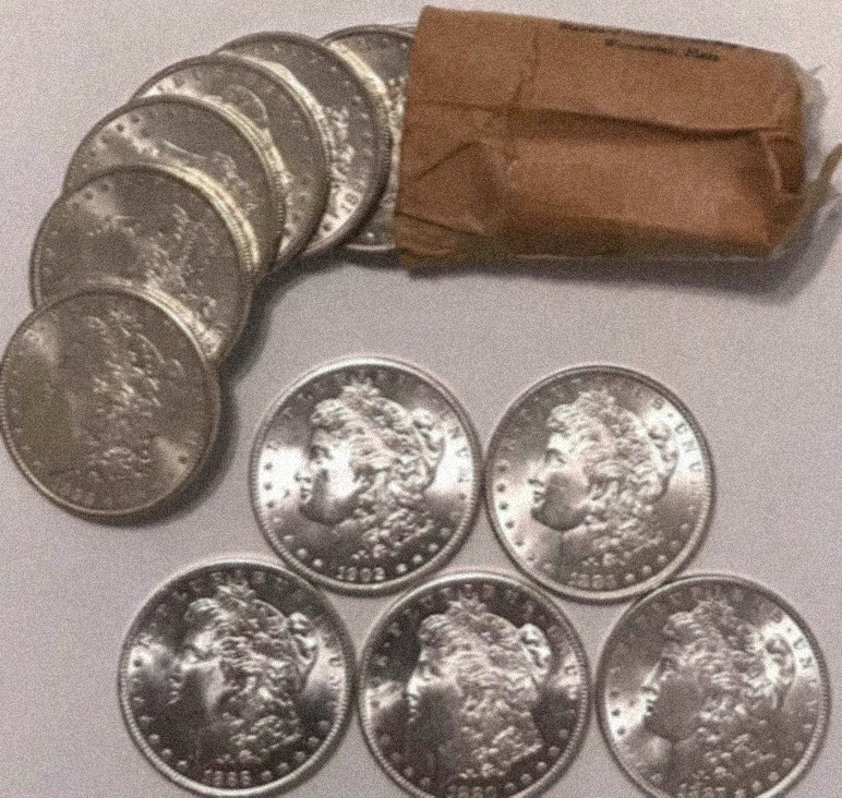 Lot of 5 Liberty Head SiIver Dols. Mixed Dates As shown in the figure