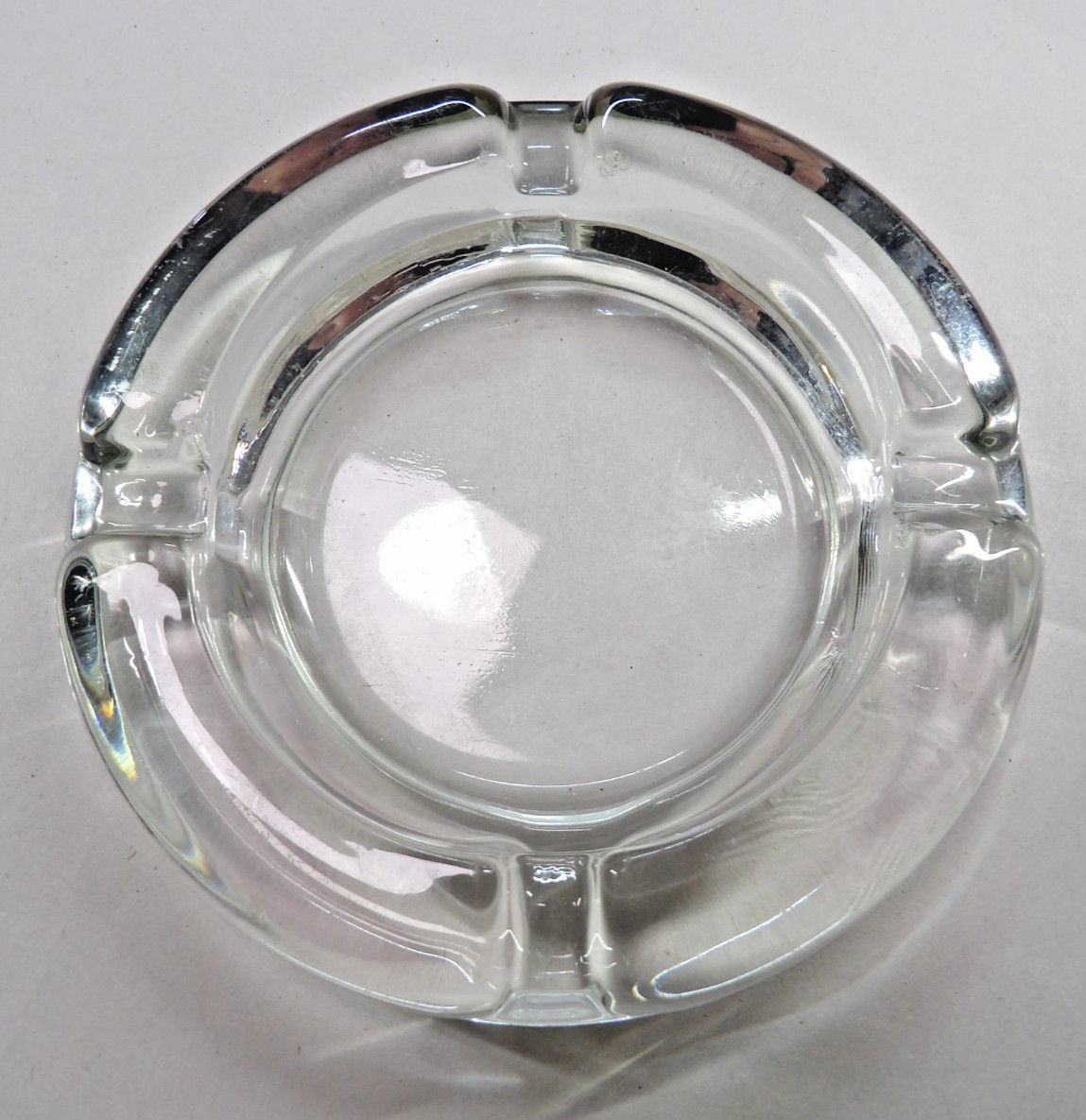 ASH TRAY VINTAGE MID CENTURY HEAVY CLEAR GLASS 5 INCH 4 Cigarette Spots