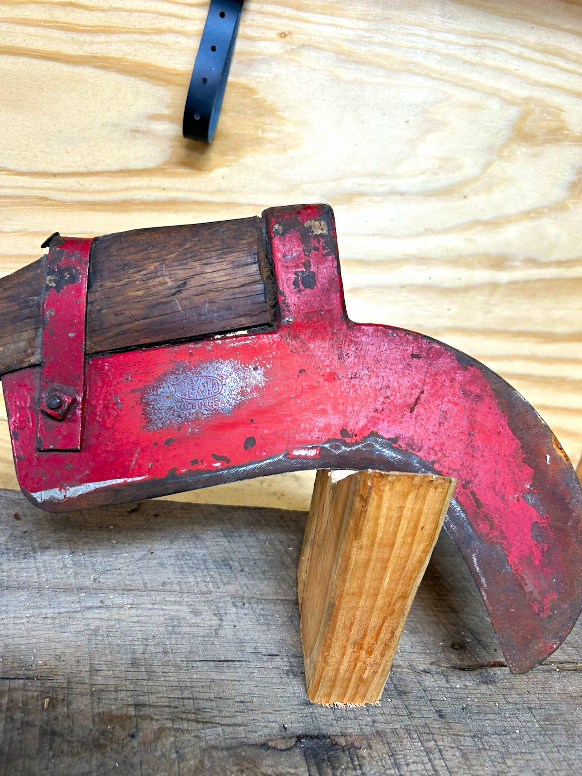 Vintage Pexto (Peck Stow&Wilcox) 10” Brush Axe Orignal Handle 