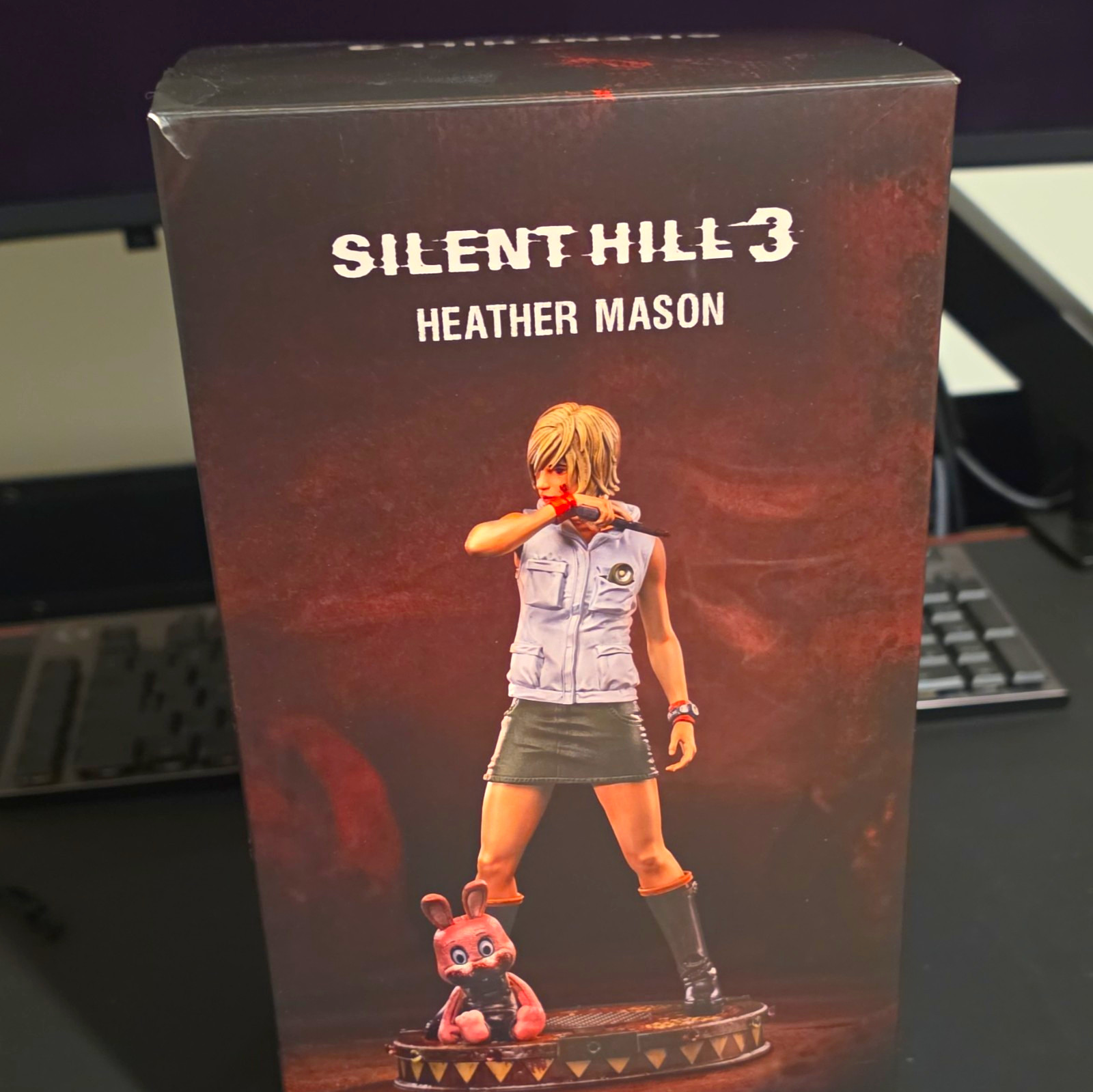 Silent Hill 3 Heather Limited edition Mason 9in Replica Statue Figure Boxed