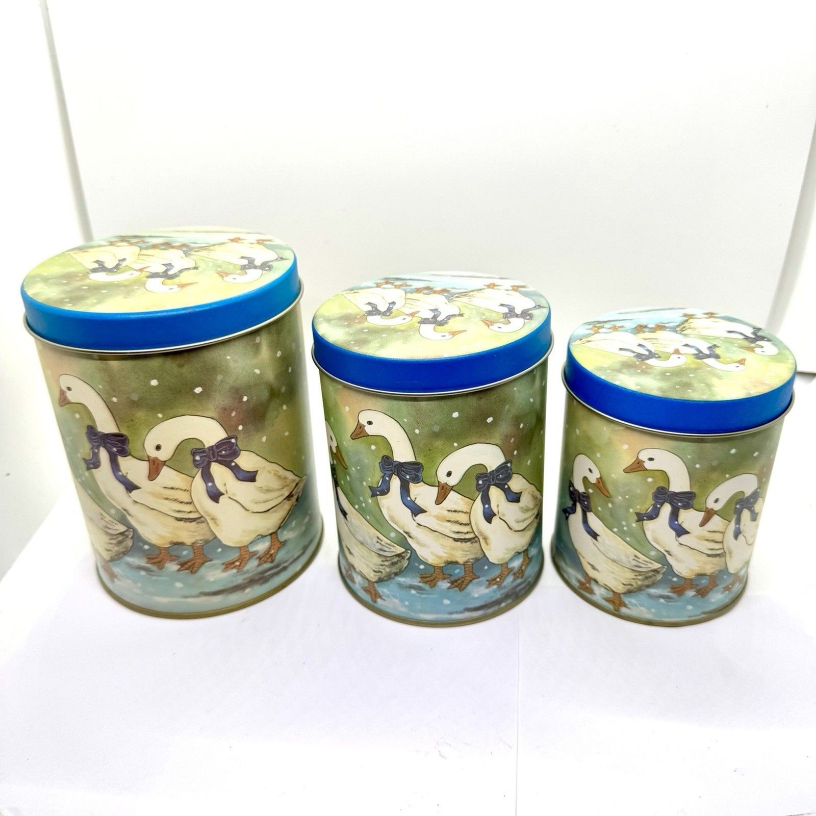 VTG CLEAN Interpur 80s Goose Blue Ribbons Nesting Tin Kitchen Canisters Set-3