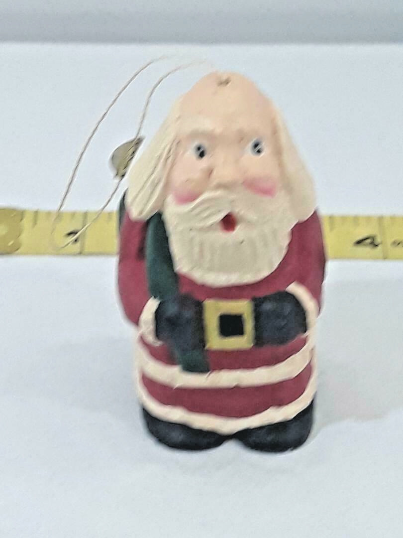 Vtg 1995 Bath & Body Works Collectible Wood Carved Santa Christmas Ornament 