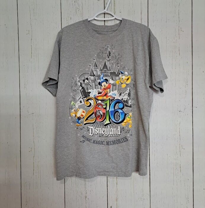 DisneyLand By Hanes Size Large Gray Graphic Short Sleeve Mickey Mouse T Shirt