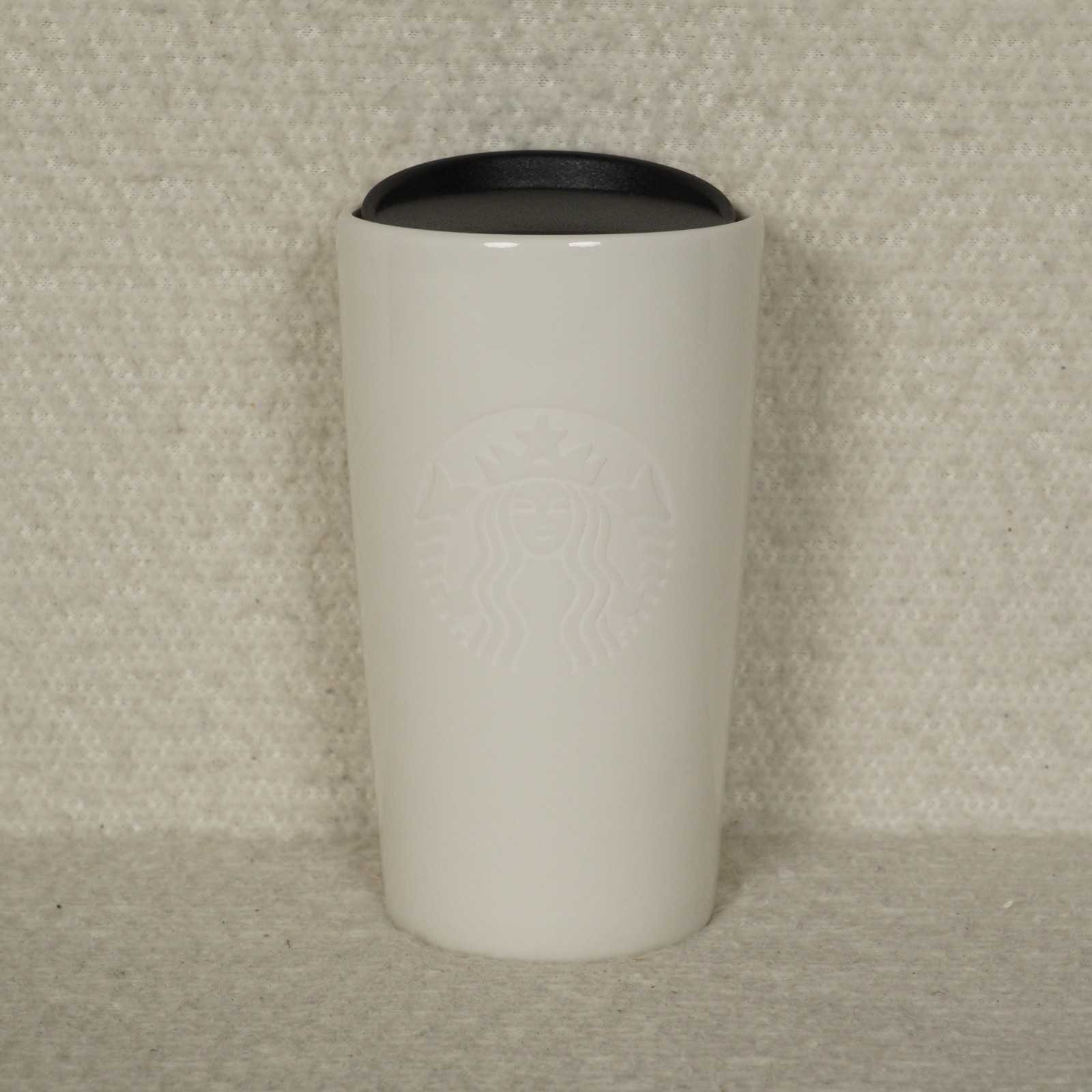 Starbucks 12 oz White Ceramic Tumbler Embossed Siren Logo Lid Mermaid 2020 Starbucks 12 oz White Ceramic Tumbler Embossed Siren Logo Lid Mermaid 2020