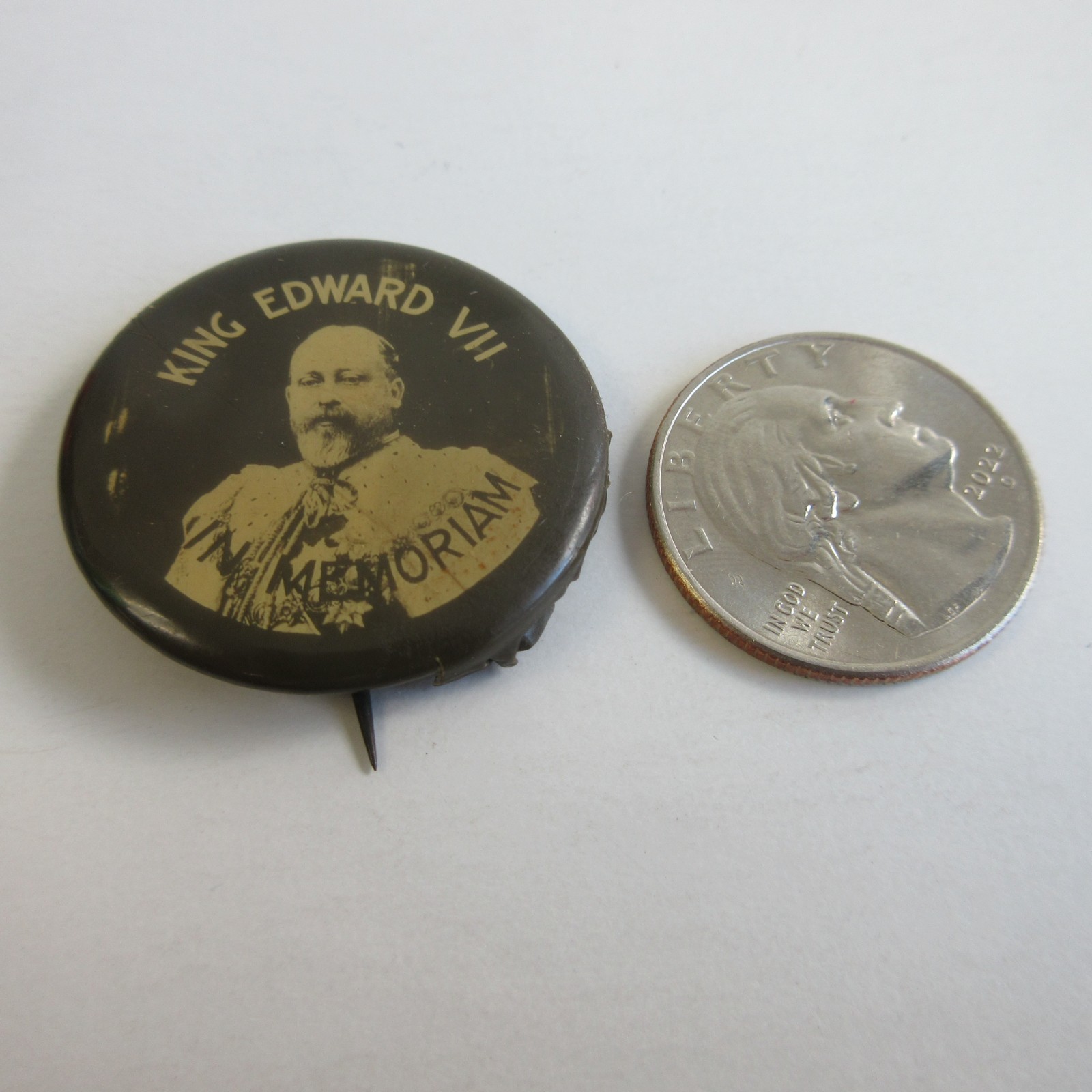 Antique King Edward VII in Memoriam Buttlon Pinback, Royal Family
