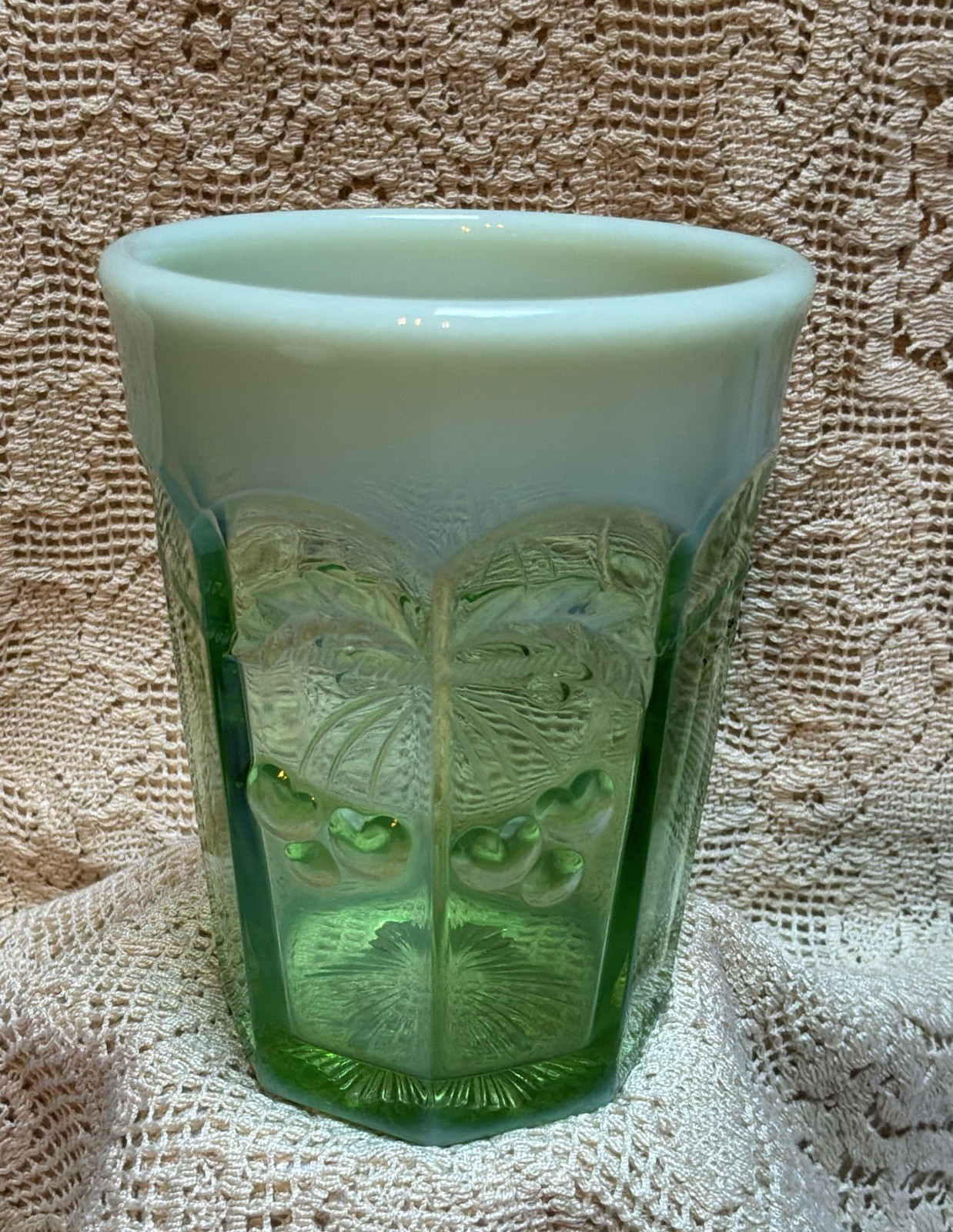 Mosser Cherry Cable Green Opalescent Tumbler Drinking Glass 4” Collectible