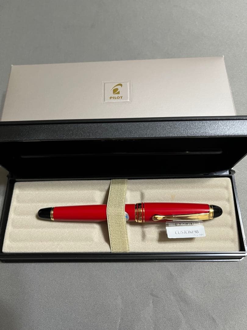 Pilot Custom 98 Fountain Pen Fine (F) 14K Gold Nib Red Unused As-Is with Box