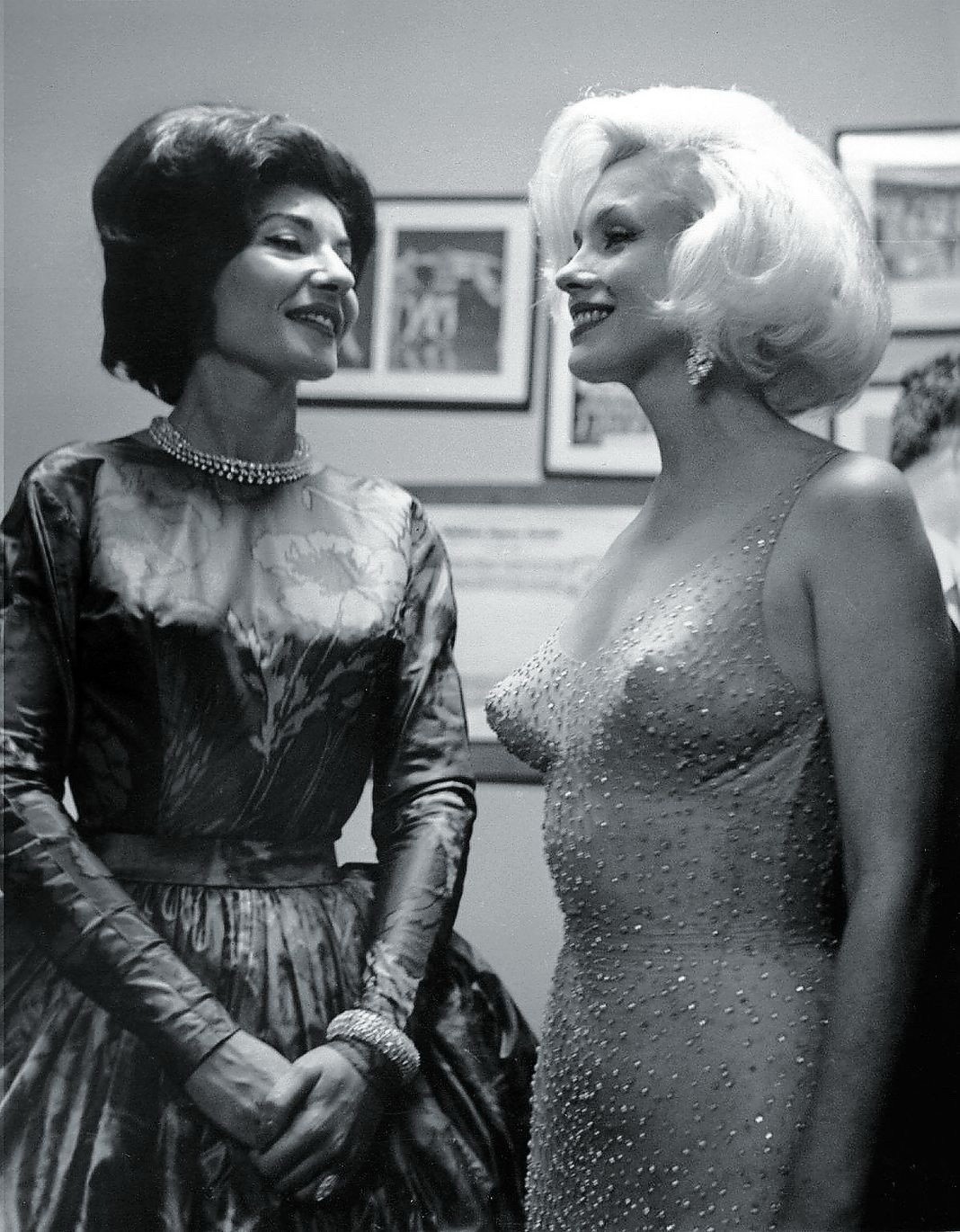 MARILYN MONROE With Maria Callas Madison Square Garden N.Y.C 1962 Photo8.5x11 MARILYN MONROE With Maria Callas Madison Square Garden N.Y.C 1962 Photo8.5x11