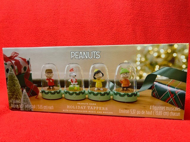 HALLMARK 2025 PEANUTS GANG HOLIDAY TAPPERS MUSIC AND MOTION NRFB NIB