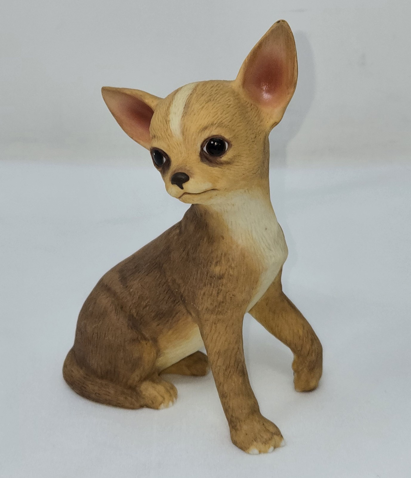 LENOX CHIHUAHUA DOG PUPPY 2003 HANDCRAFTED PORCELAIN FIGURINE 5.5\