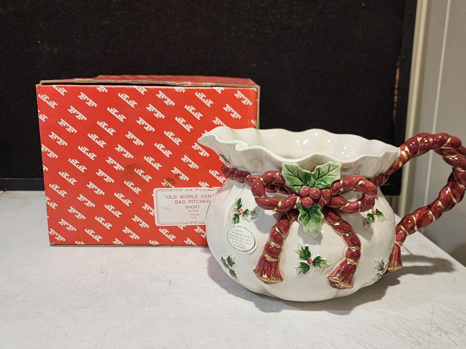 1990 Fitz & Floyd Old World Santa Bag Pitcher 1.5 Qt NEVER USED IN BOX