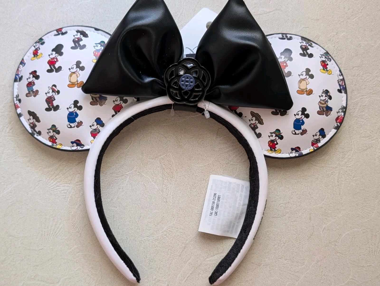 Disney Parks EPCOT World Showcase Global Outfits Removable Bow Ears Headband New