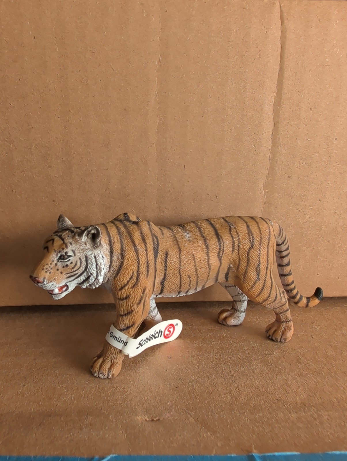 Schleich Bengal Tiger 2007 Retired Animal Figure With Tag  M83